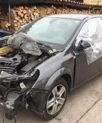 OPEL Astra 1.4 16V GPL TECH 5 porte INCIDENTATA - 2