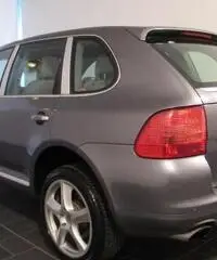 Porsche Cayenne 3.2 V6 AUTOMATICA SOSPENSIONI PELLE - 3