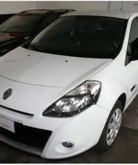 RENAULT Clio 1.2 3P NAVI NEOPATENTATI GARANZIA 12M - 2