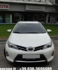 TOYOTA Auris Touring Sports 1.8 Hybrid Active Plus - 2