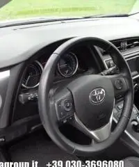 TOYOTA Auris Touring Sports 1.8 Hybrid Active Plus - 6