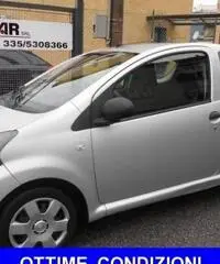 TOYOTA Aygo 1.0 12V VVT-i 3 porte Griffe - NEOPATENTATI