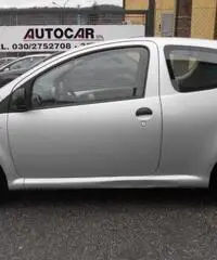 TOYOTA Aygo 1.0 12V VVT-i 3 porte Griffe - NEOPATENTATI - 3