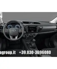 TOYOTA Hilux 2.4 D-4D 4WD 4 porte Double Cab Comfort - 4