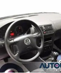 VOLKSWAGEN Golf 1.9 TDI 5 PORTE TIME CERCHI 16' CLIMA RADIO - 3