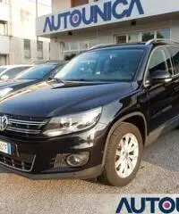 VOLKSWAGEN Tiguan 2.0 TDI 4MOTION DSG SPORT&STYLE 4X4 AUT SENS CRUIS