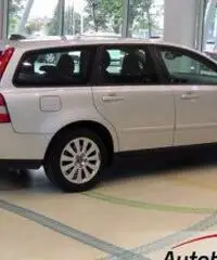 VOLVO V50 2.0 D MOMENTUM - 10