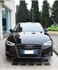 AUDI A3 SPB 2.0 TDI Ambition BI-XENON VETRI OSCURATI