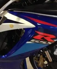 SUZUKI GSX R 750 . - 3