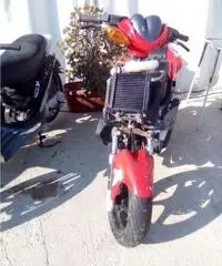 Yamaha aerox(ricambi usati)