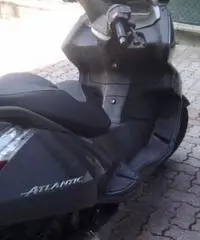 APRILIA Atlantic tipo veicolo Scooter cc 250 - 3