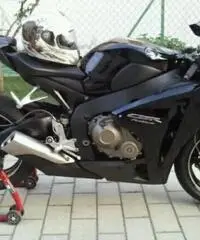 HONDA Cbr tipo veicolo Super Sportive cc 1000