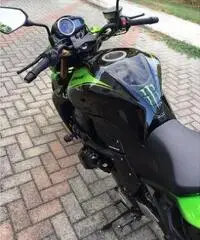 KAWASAKI Z 750R - 4