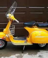 PIAGGIO Vespa Scooter cc 150 - 2