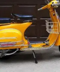 PIAGGIO Vespa Scooter cc 150 - 4