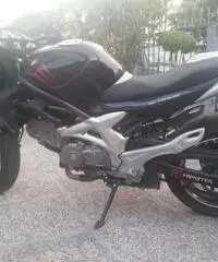 vendo suzuki gladius - 3