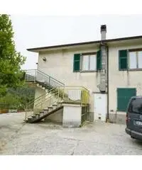 Casa indipendente in Vendita a 240.000 - 2