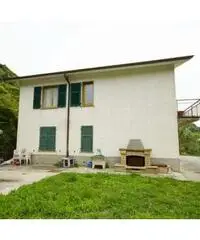 Casa indipendente in Vendita a 240.000 - 3