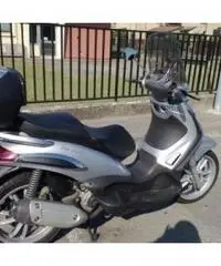 PIAGGIO Beverly tipo veicolo Scooter cc 250