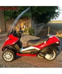 PIAGGIO MP3 LT 300 Hybrid - 9