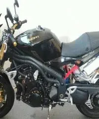 TRIUMPH Speed Triple 1050 Export price www.actionbike.it - 4