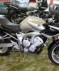 YAMAHA Fazer 8 FAZER 600 - 2