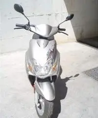 Scooter yamaha - 2