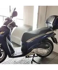 Honda SH 150 I - Km. 24500, Euro 1850 - 3