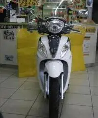 KYMCO People 125 €. 4 NUOVO DI FABBRICA