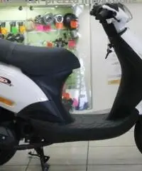 PIAGGIO Zip 50 nuovo a km zero 2 T 50 CC IN PRONTA CONSEGNA - 3