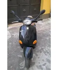 PIAGGIO Vespa 50 ET4 Scooter cc 50 - 2