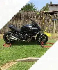 Diavel 2011