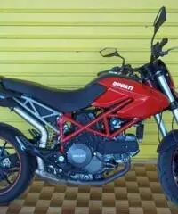 DUCATI Hypermotard 796 2011