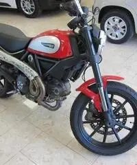 Ducati Scrambler 800 cc 75cv