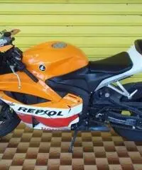 HONDA CBR 600 RR 2009 - 3