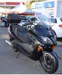 HONDA Forza 250 X 2oo7 euro2 €. 600 - 2