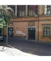 Viterbo Centro ZTL, Negozio 50mq doppia vetrina