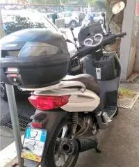 Scooter 150 con motore honda SH - 3