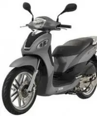 SYM Vs tipo veicolo Scooter cc 150 - 2