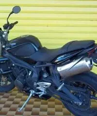 TRIUMPH Street Triple 675 2011 - 4