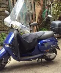 Vespa ET4 150 - 2005 blu