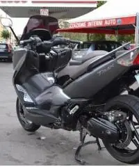 YAMAHA T-Max 500 Giu. 2oo8 euro3 €. 3.900 - 5