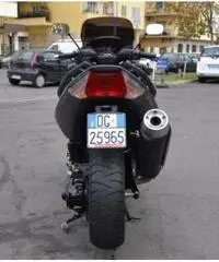 YAMAHA T-Max 500 Giu. 2oo8 euro3 €. 3.900 - 8