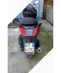 Yamaha x max 250 - 2