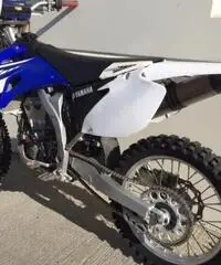 YAMAHA YZ 250 F cross 2010 - 3