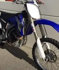 YAMAHA YZ 250 F cross 2010 - 5