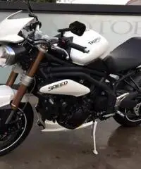 TRIUMPH Speed Triple 1050 speed triple - 8