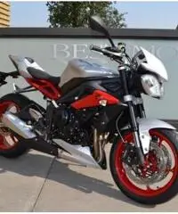 TRIUMPH Street Triple 675 RX ABS - 3