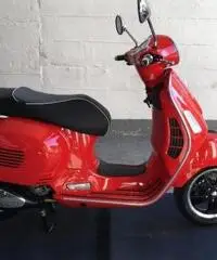 PIAGGIO Vespa GTS 300 Super MY 14 - 2