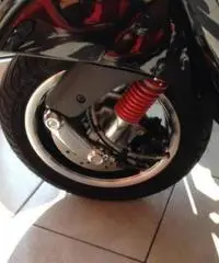 VESPA GTS 300 Super MY 14 - 5